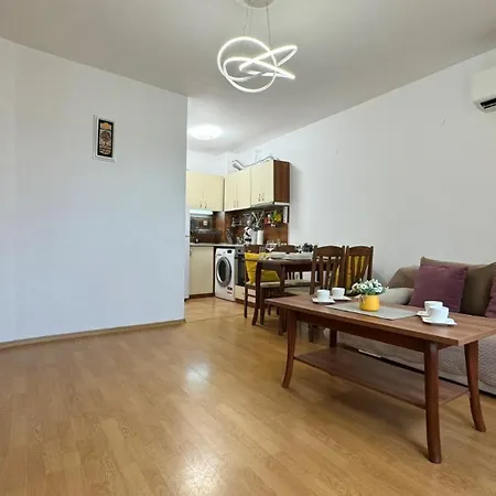 Bratanov Yassen Vilage