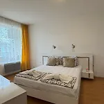 Bratanov Yassen Vilage Appartement *