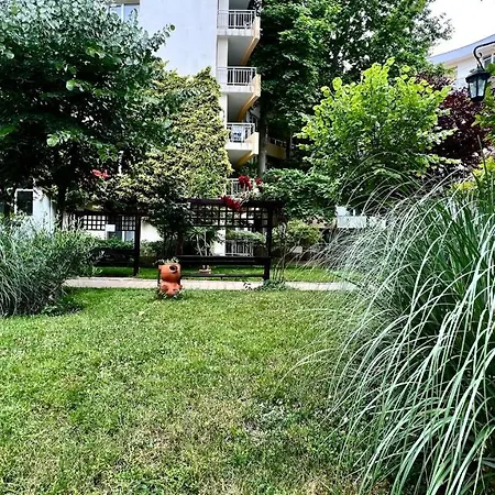 Apartment Bratanov Yassen Vilage