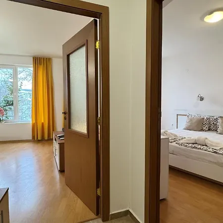 Bratanov Yassen Vilage Apartment Sunny Beach