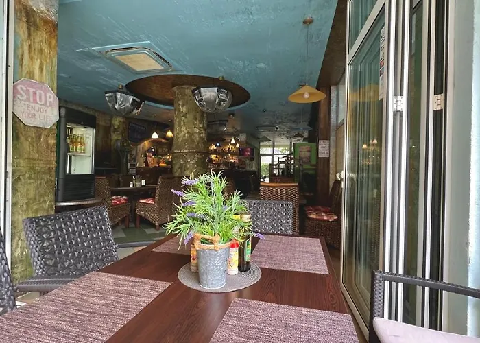 Bratanov Yassen Vilage Апартамент Слънчев бряг