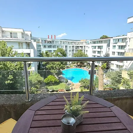 Bratanov Yassen Vilage