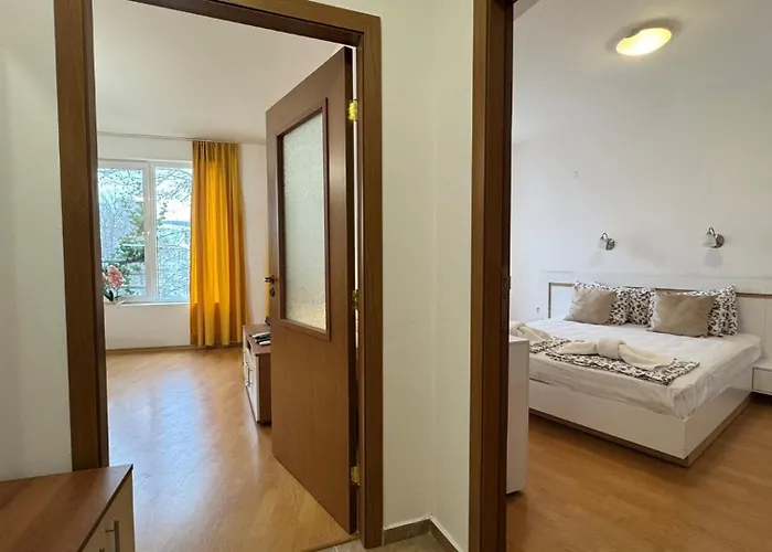 Bratanov Yassen Vilage Appartamento Sunny Beach